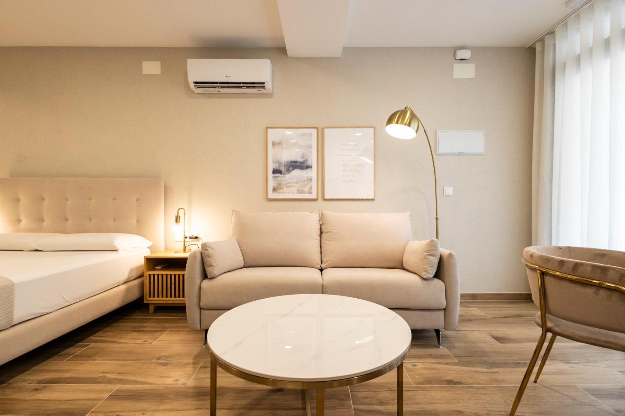 Cortes Suites By Concept Flats Valencia Exterior foto